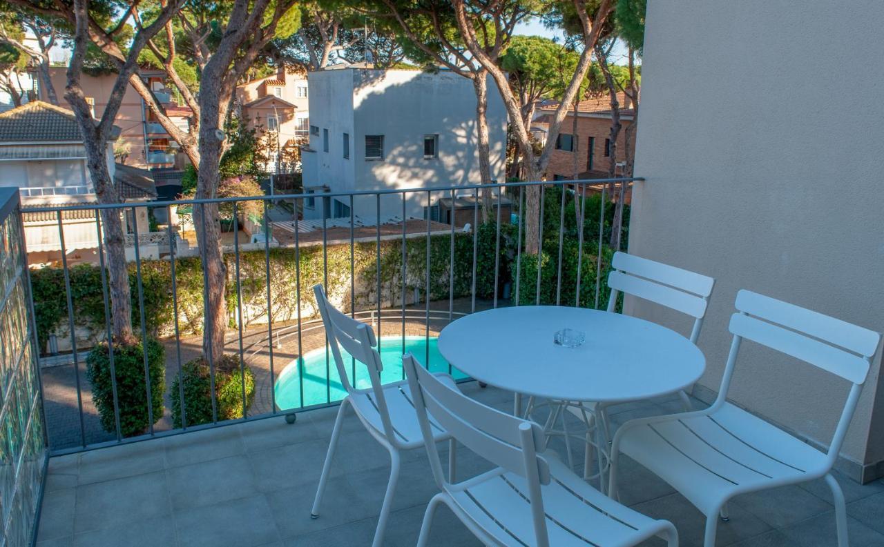 Apartamentos Porta Coeli Castelldefels Kültér fotó